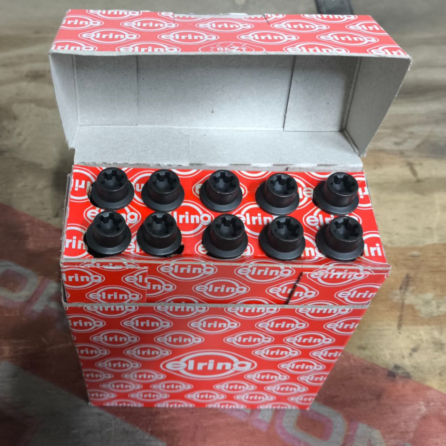 Kit Bulloni Testata con Scanalature Incassate (Ribe CV) – Abarth 500/595/695/Grande Punto/Punto Evo